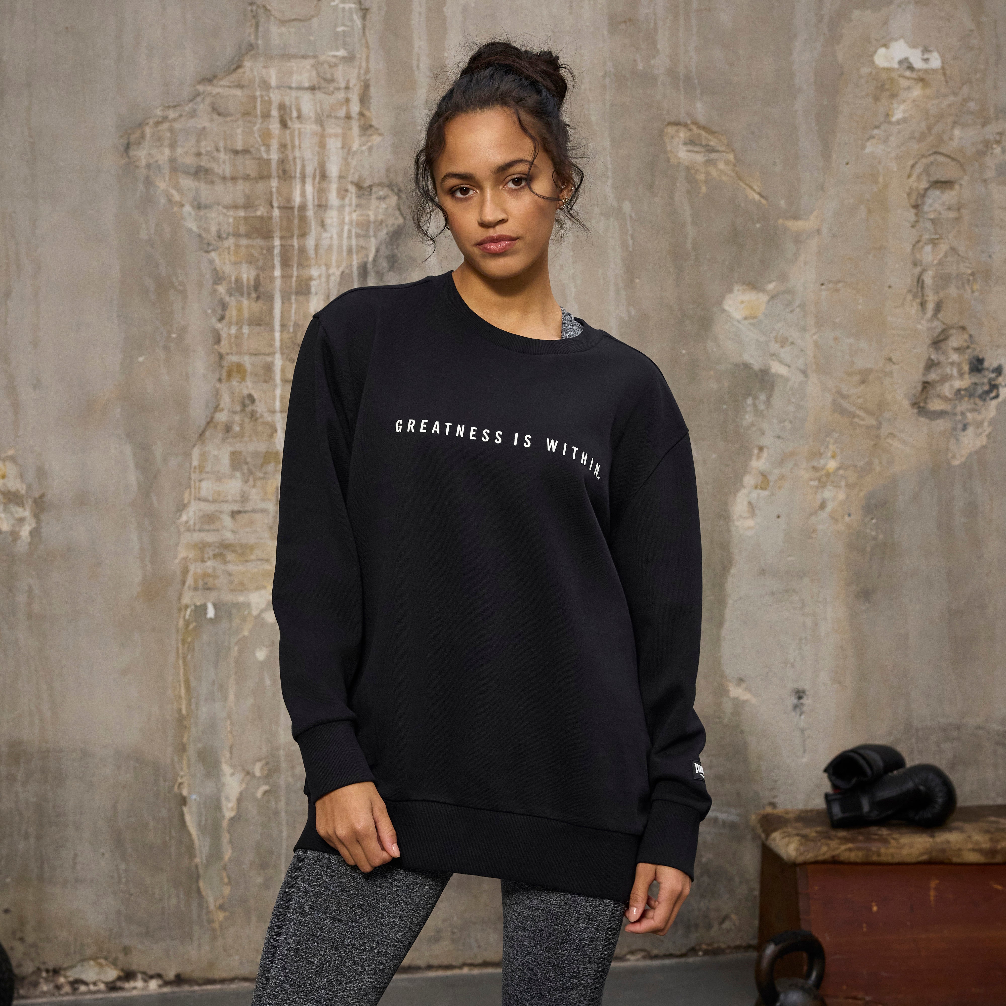 Everlast Womens Oversized Greatness is Within Crew Sweat