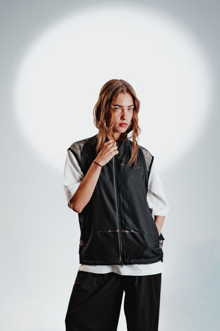 Everlast® Hybrid Jacket/Vest Vest Black